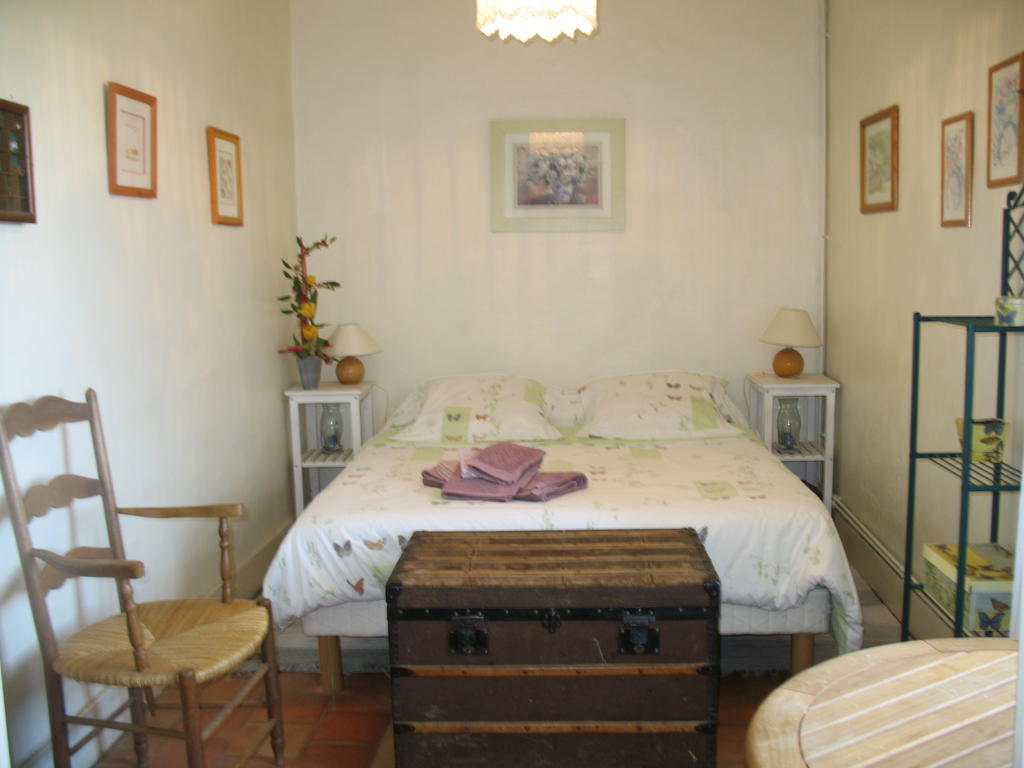 Bed and Breakfast La Mesnagerie Jarzé Camera foto